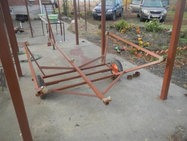 Ось прицепа