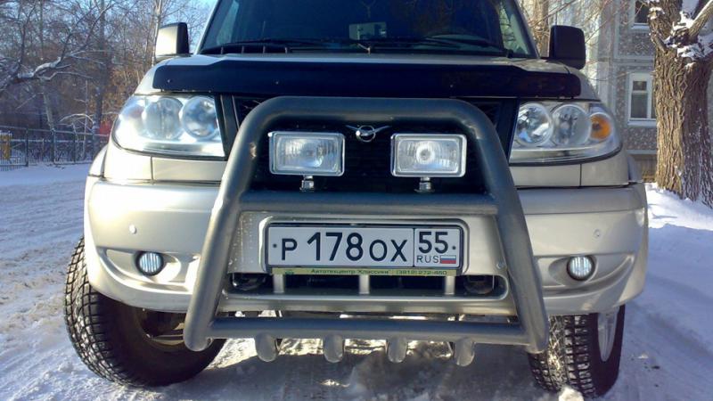 "Кенгурятник" на УАЗ Патриот